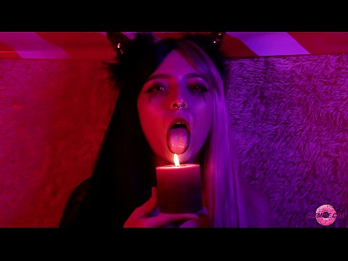 ❤️ Blowjob Ghairah dari Succubus Seksi dengan Mulut Penuh ❤❌ Lucah pada kami